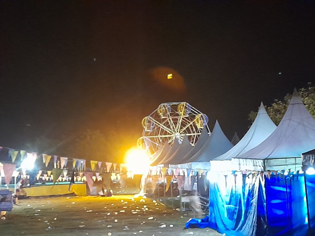 Seorang Anak Terbakar Saat Menikmati Komedi Putar di Pasar Malam Jenu