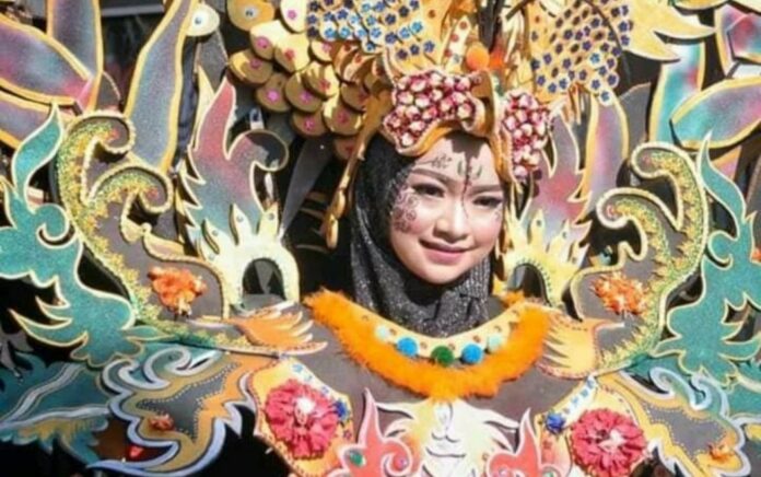 Berkah Kemerdekaan, Pengrajin Kostum Karnival Asal Jenggolo Jenu Banjir Orderan