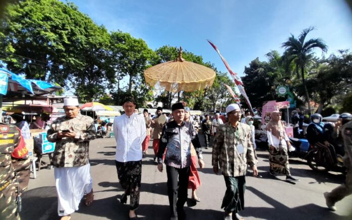 Haul Sunan Bonang Tuban ke-513, Para Pemangku Makam se Nusantara Berkumpul di Rumah Dinas Wabup Riyadi