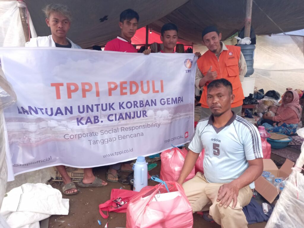 Peduli Korban Gempa Cianjur, TPPI Tuban Salurkan Bantuan Senilai Ratusan Juta Rupiah