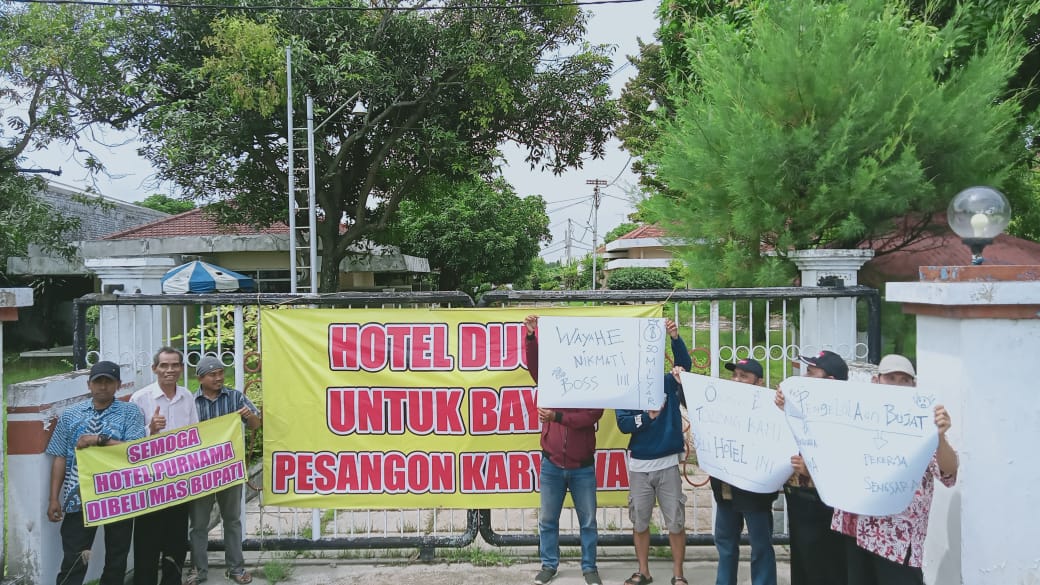 Miris, Puluhan Eks Karyawan Hotel Purnama Dipecat Tanpa Pesangon