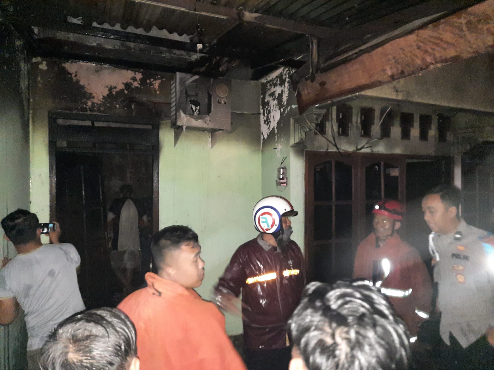 Rumah Pensiunan Polisi di Tuban Hangus Dilalap Si Jago Merah