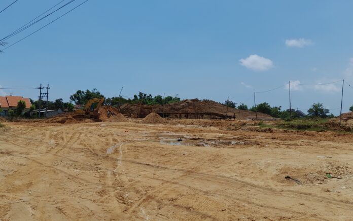 Limbah Cucian Pasir di Tuban Cemari Lingkungan, Sawah Hingga Tambak Tak Bisa Ditanami