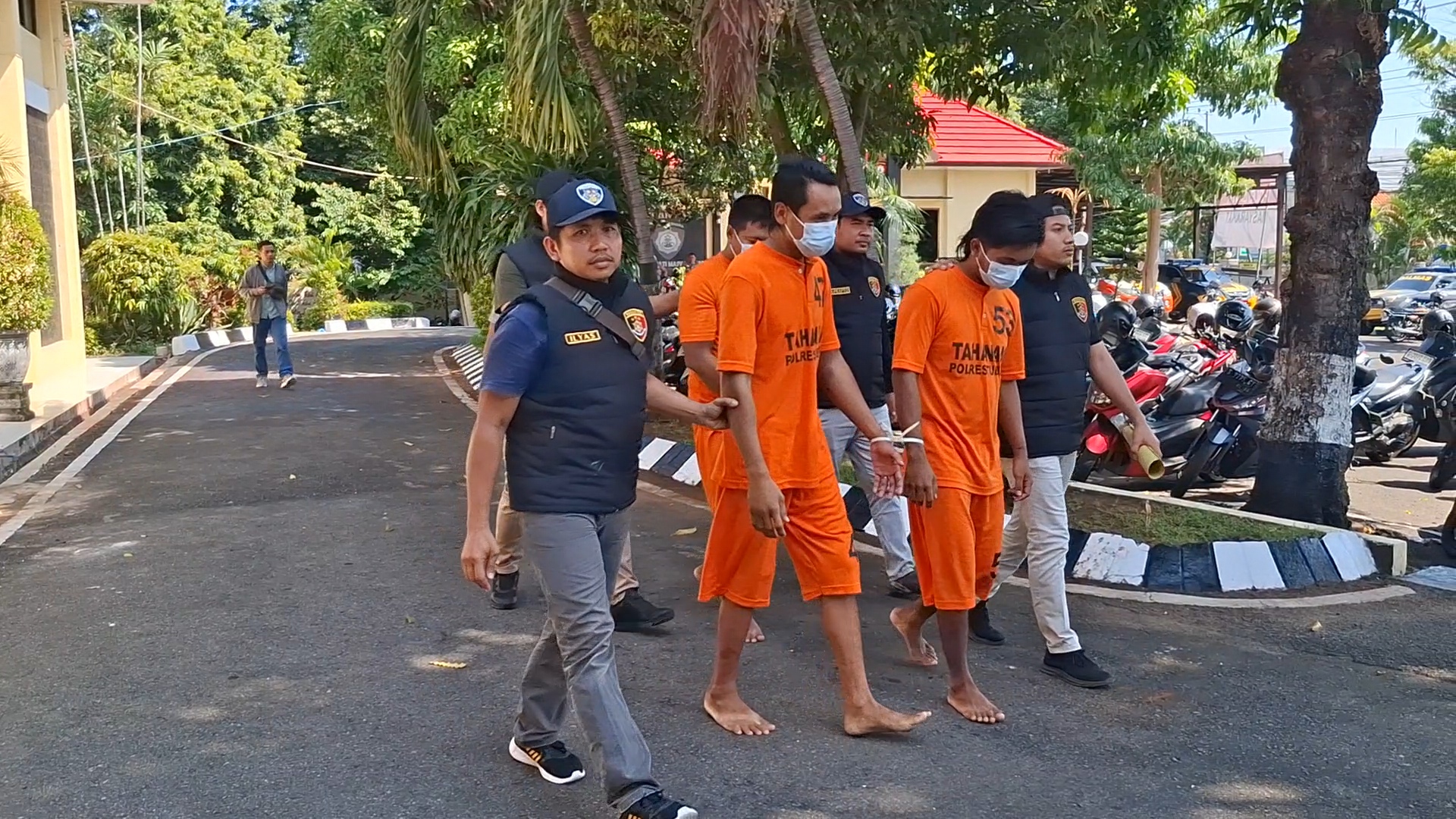 Satu Dari Tiga Tersangka Pencuri Gabah dan Beras Diringkus Polisi Saat Bersama LC