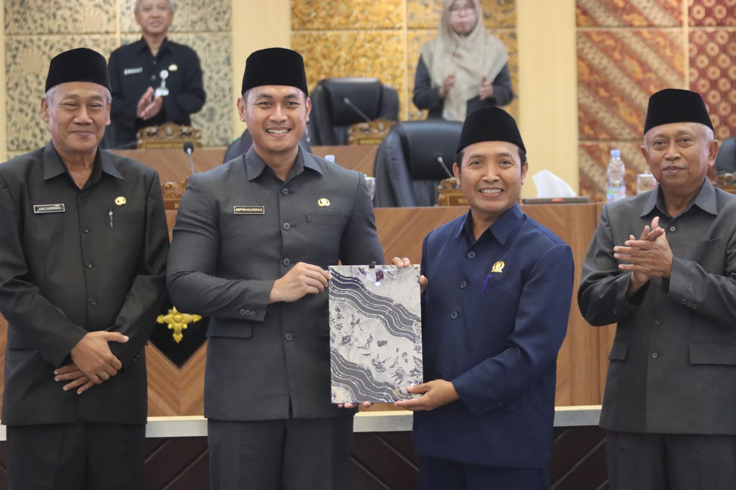 Plong, Dua Raperda Inisiatif Akhirnya Disepakati Pemkab dan DPRD Tuban
