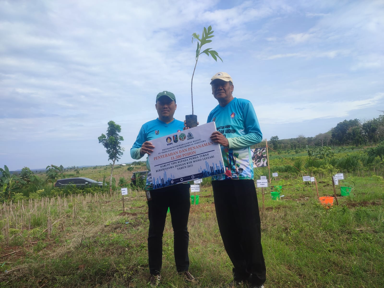 11.500 Bibit Buah Tertanam di Tuban, Bentuk Komitmen TPPI Terhadap Pelestarian Lingkungan