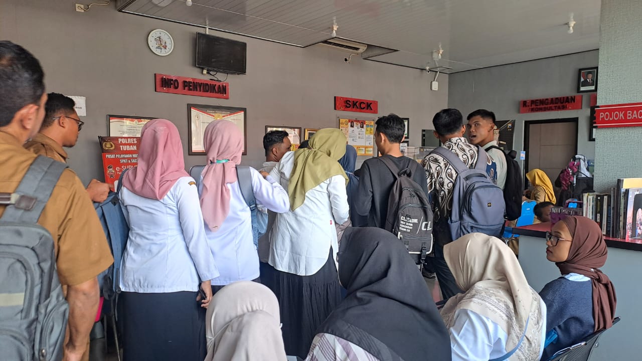 PPPK Serentak Urus SKCK, Ruang Pelayanan Polres Tuban Membludak
