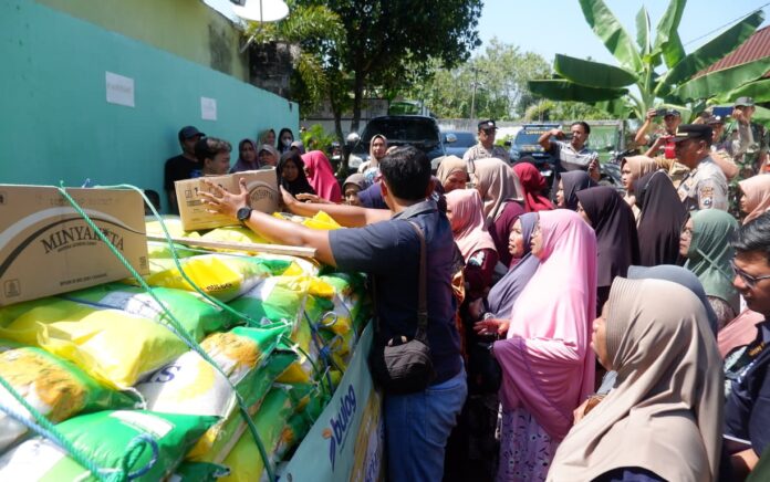 Gerakan Pangan Murah di Tuban Diserbu Warga, Menteri Pertanian Apresiasi Jawa Timur