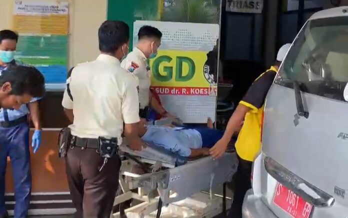 Usai Viral MBG Berulat, Kini 5 Siswa SMK Palang Dilarikan ke RSUD Tuban Karena Keracunan