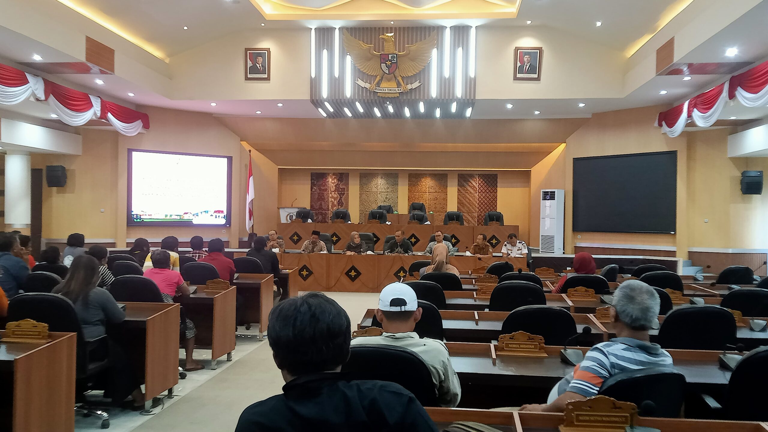 Pendapatan Pedagang Parkir Wisata Sunan Bonang Anjlok, DPRD Tuban Siap Tindaklanjuti