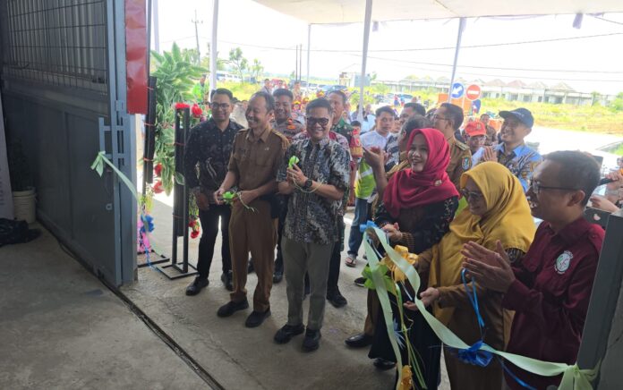 Dukung Pengelolaan Lingkungan Mandiri dan Produktif, SBI Resmikan TPST Pertama di Tuban