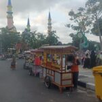 Relokasi Tanpa Solusi, PKL Tuban Pilih Bertahan Meski Terancam Ditertibkan