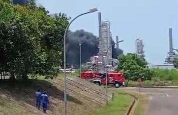 Bupati Tuban Tanggapi Kebakaran di TPPI, Masyarakat Tetap Tenang