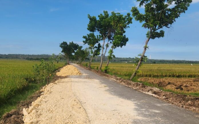 Pemkab Tuban Tingkatkan Akses Ekonomi Warga dengan Perbaikan Jalan Sembungrejo Merakurak