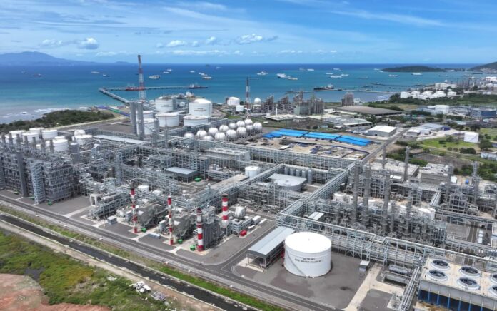 Diresmikan Presiden Prabowo, Solusi Bangun Indonesia Pasok Beton Siap Pakai Pada Konstruksi Pabrik Petrokimia Terbesar di Asia Tenggara